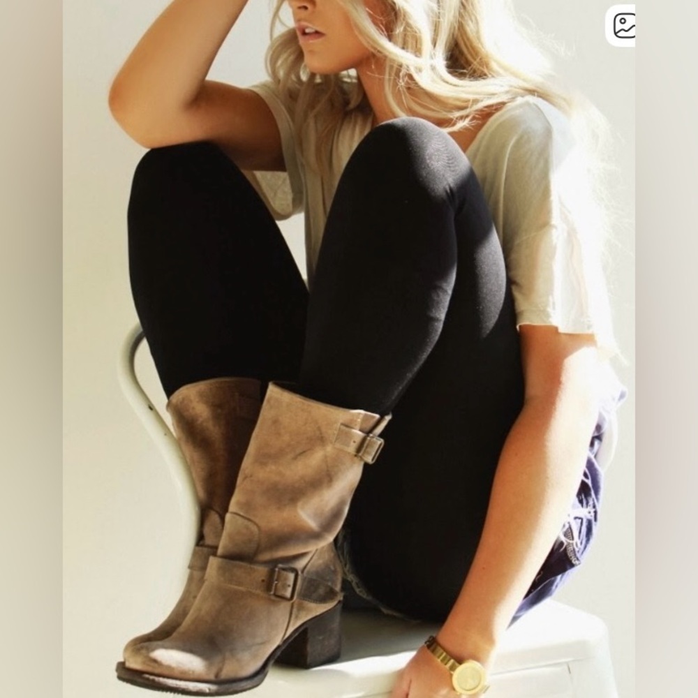 Freebird Leather "BLDR" Boulder Tan Moto Biker Distressed buckle Boots size 8